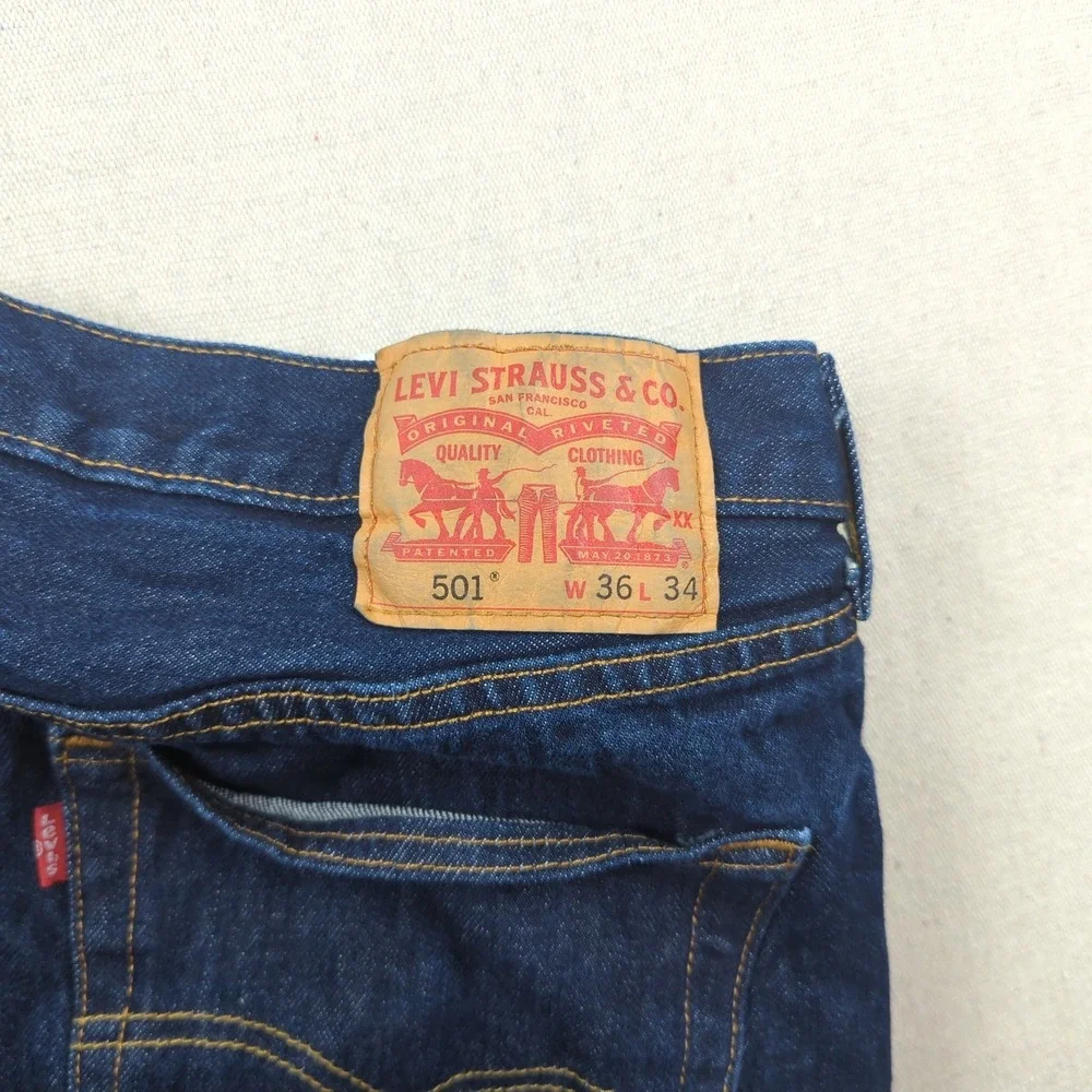 Levis 501 Jeans Mens 36x34 Blue Button Fly Classic‎ American Western Dark Wash